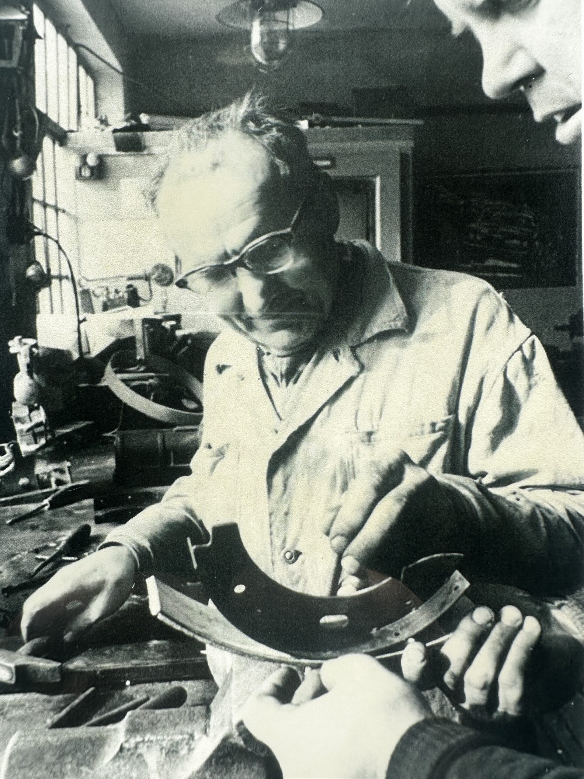 Josef Štorek v dílně